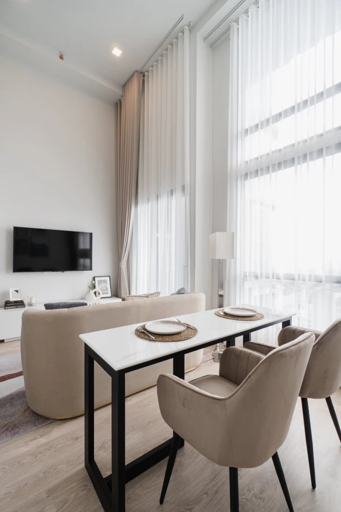 ให้เช่า THE TREE Pattanakarn - Ekkamai ห้องแต่งสวยคุมโทน มาพร้อมเฟอร์ครบครัน จองเลย