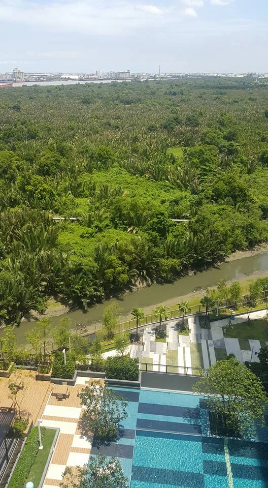 ให้เช่า The Trust @ BTS Erawan ห้องชั้น 9 เฟอร์และสิ่งอำนวยความสะดวกครบครัน จองด่วน