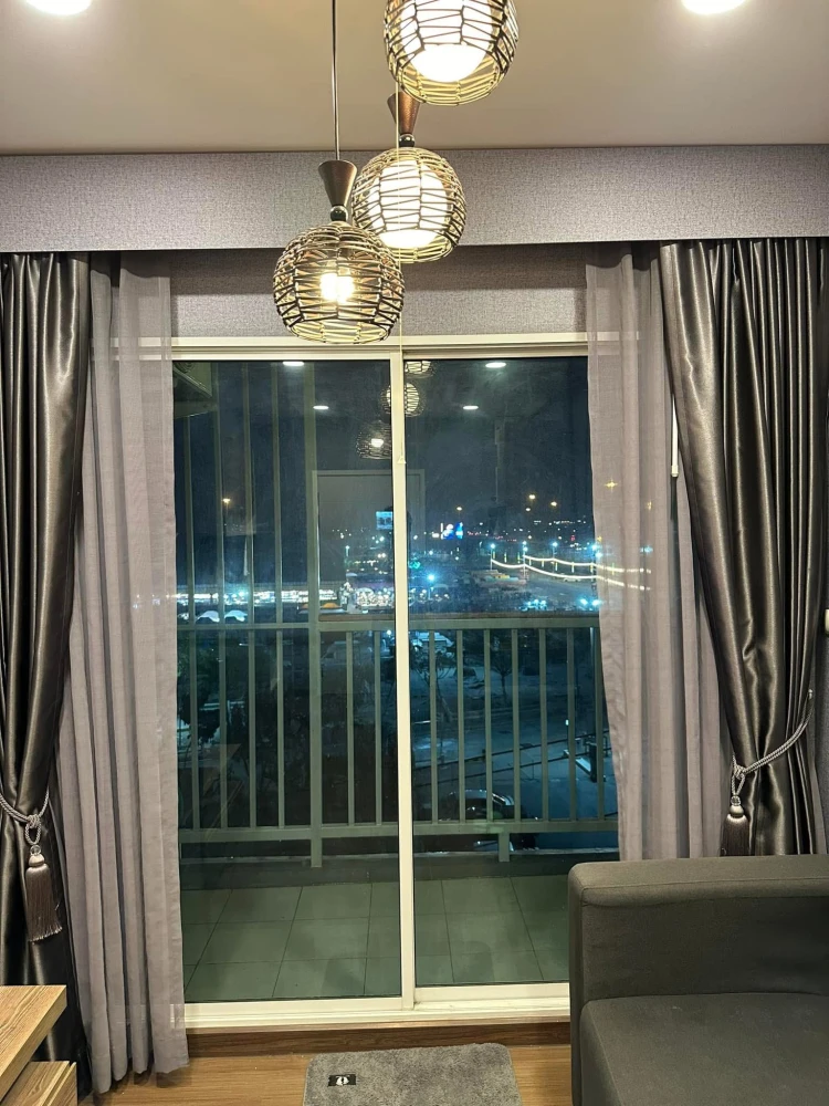 ให้เช่า The Trust Condo Amata - Chonburi 1 ห้องนอน 1 ห้องน้ำ มาพร้อมเฟอร์นิเจอร์ครบครัน หิ้วกระเป๋าเข้าอยู่ได้เลยจ้า