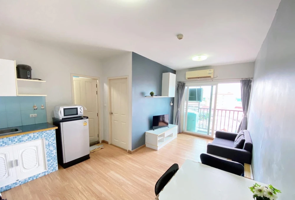 ให้เช่า The Trust Condo Central Pattaya 1 ห้องนอน 1 ห้องน้ำ มาพร้อมเฟอร์ครบครัน หิ้วกระเป๋าเข้าอยู่ได้เลยจ้า