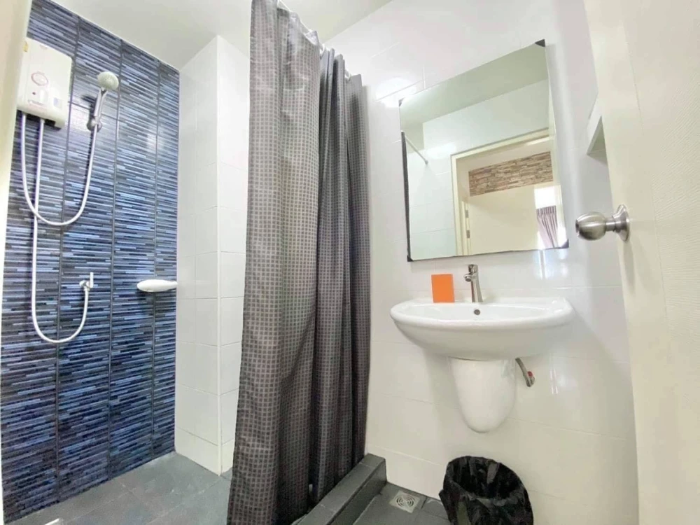 ให้เช่า The Trust Condo Ngamwongwan ห้องพร้อมอยู่ เฟอร์พร้อม รีบจองเลย ราคาสบายกระเป๋า