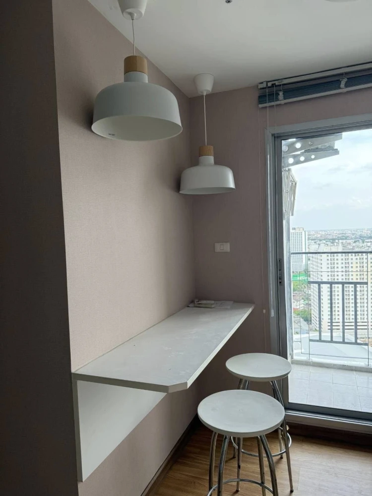 ให้เช่า The Trust Residence Ratchada-Rama3 ห้องพร้อมอยู่ ชั้นสูงห้องกว้าง หิ้วกระเป๋ามาได้เลย