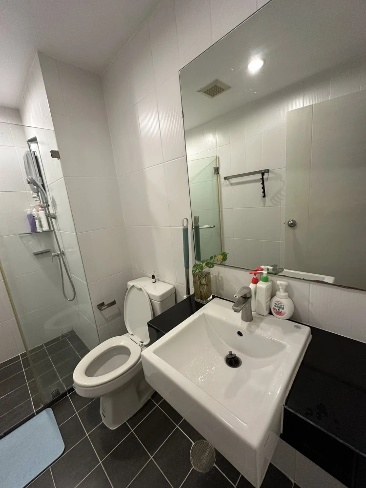 ให้เช่า The Viva Condo Sathorn-Taksin ห้องชั้น 5 ทำเลดี เดินทางสะดวก เฟอร์ครบ จองเลย