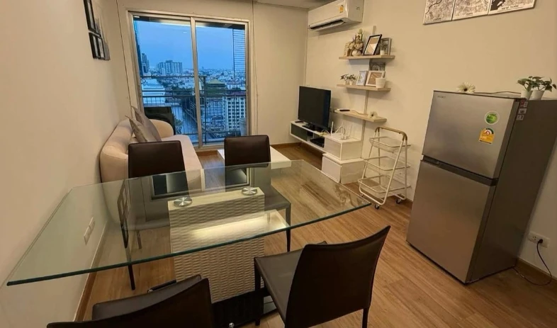 ให้เช่า Thru Thonglor ชั้น 18 ห้องหัวมุม แต่งครบ พร้อมเข้าอยู่ สนใจจองเลย ด่วนๆ