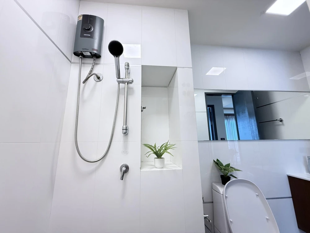 ให้เช่า Thru Thonglor ชั้น 26 ชั้นสูง วิวเมือง ห้องสวย แต่งครบ รีบจองเลย ด่วนๆ