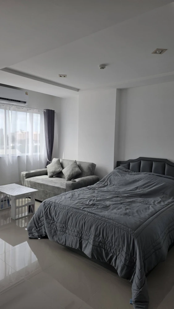 ให้เช่า Triogems Condo ห้องชั้น 7 มาพร้อมสิ่งอำนวยความสะดวกครบครัน หิ้วกระเป๋าเข้าอยู่ได้เลยจ้า