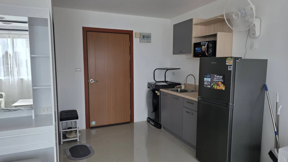 ให้เช่า Triogems Condo ห้องชั้น 7 มาพร้อมสิ่งอำนวยความสะดวกครบครัน หิ้วกระเป๋าเข้าอยู่ได้เลยจ้า