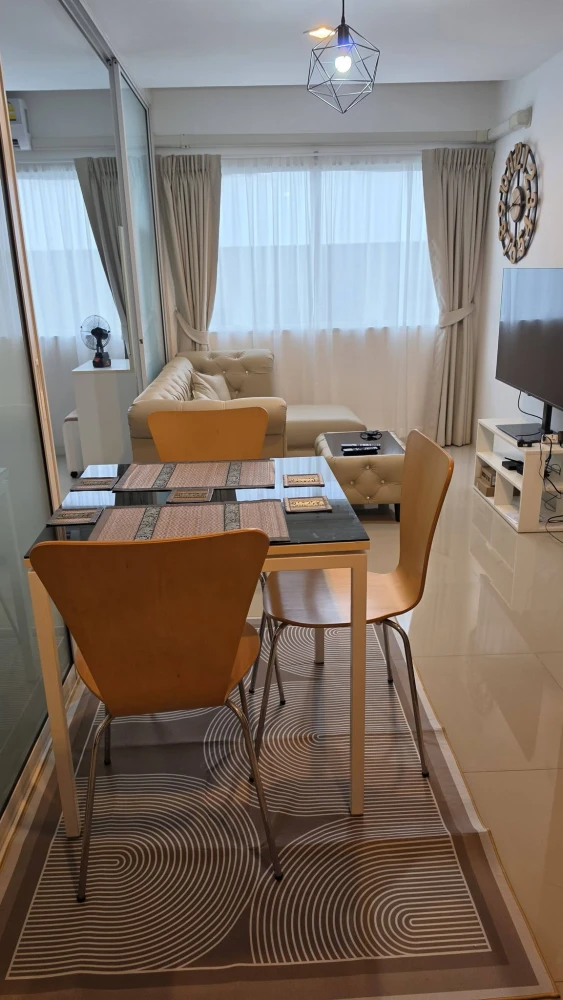 ให้เช่า Triogems Condo ห้องแต่งครบรัน เฟอร์นิเจอร์ครบชุด ในทำเลดี มัวแต่มองไม่จองไหวหรอ