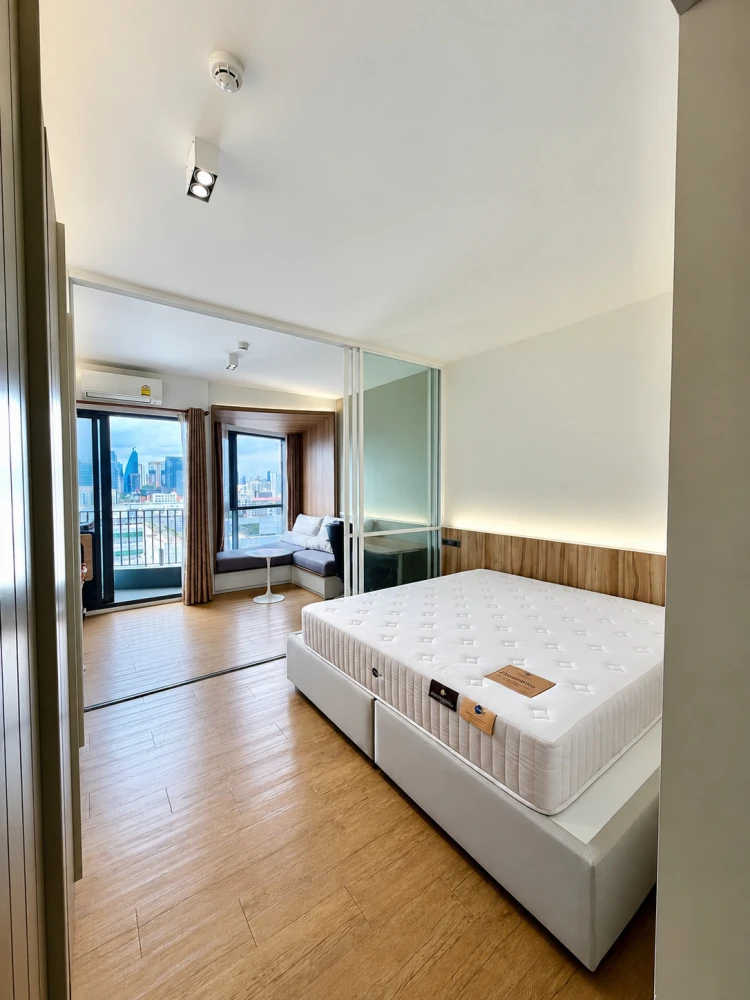 ให้เช่า Triple Y Residence ชั้น 15 ห้องแต่งครบ น่าอยู่ สนใจจองเลย ด่วนๆ