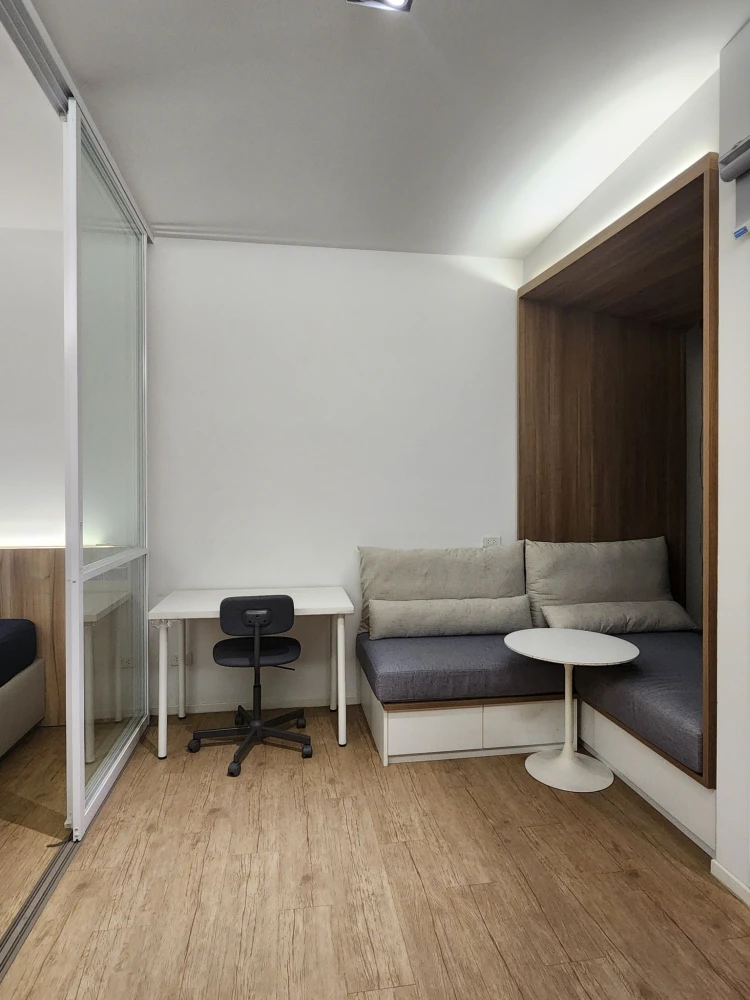 ให้เช่า Triple Y Residence ชั้น 21 สูงมาก ห้องหัวมุมเป็นส่วนตัว วิวเมือง บรรยากาศดี ห้ามพลาด