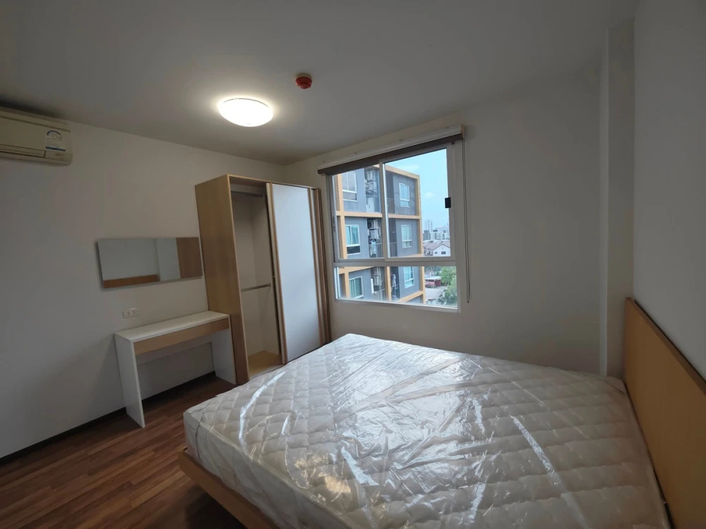 ให้เช่า U @ Huamak Station ชั้น 7 ห้องมุม วิวสระ แต่งครบ จองเลย ห้ามพลาด