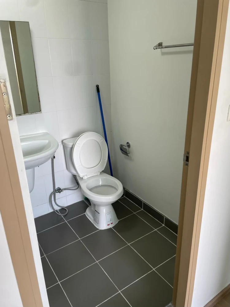 ให้เช่า U Campus Rangsit-MuangAke ตึก A ชั้น 8 บิ้วอิน เฟอร์นิเจอร์ครบ พร้อมอยู่