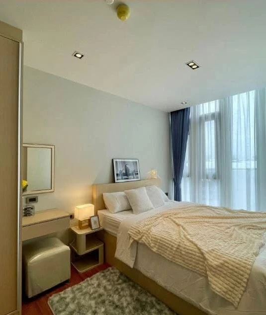 ให้เช่า U Charoen Residence Town in Town 1 ห้องนอน 1 ห้องน้ำ ตกแต่งคุมโทน วิวสระ จองเลย