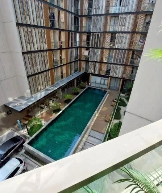 ให้เช่า U Charoen Residence Town in Town 1 ห้องนอน 1 ห้องน้ำ ตกแต่งคุมโทน วิวสระ จองเลย
