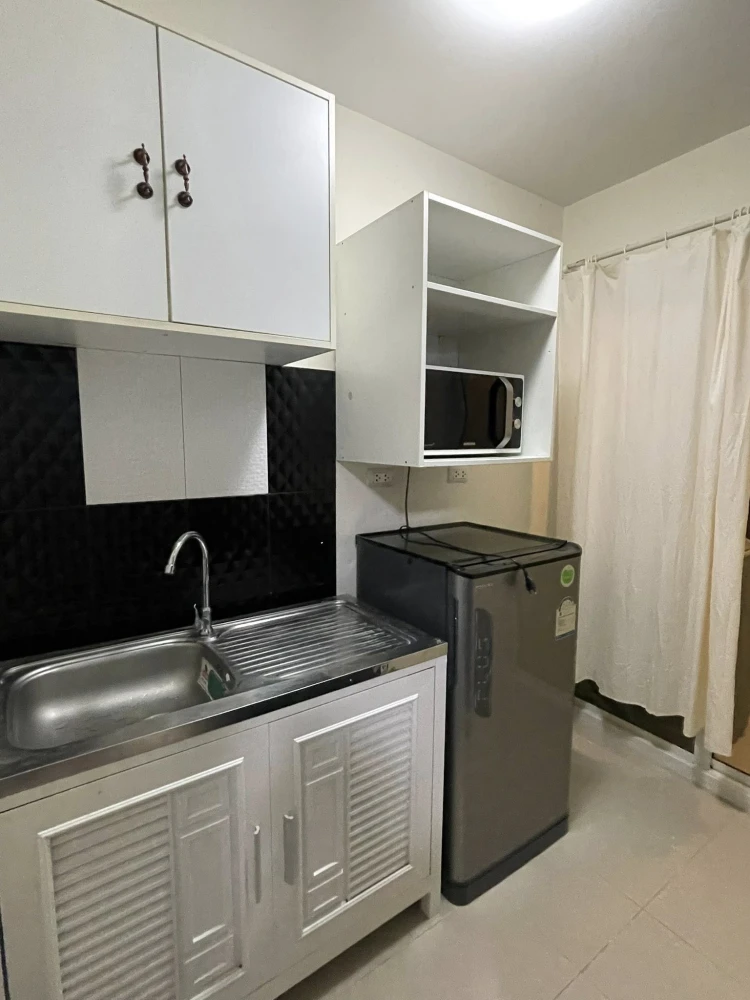 ให้เช่า UNIO Charan 3 ห้องชั้น 5 มาพร้อมเฟอร์นิเจอร์และเครื่องใช้ไฟฟ้าครบครัน หิ้วกระเป๋าเข้าอยู่ได้เลยจ้า