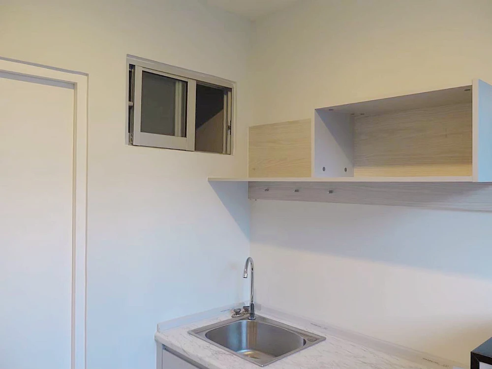 ให้เช่า V Condo Ladkrabang ห้องชั้น 2 มาพร้อมเครื่องซักผ้าและเฟอร์นิเจอร์ครบครัน จองเลยจ้า