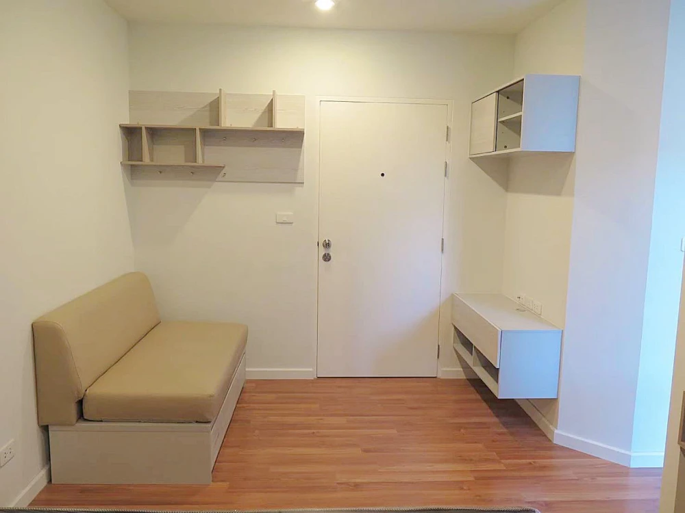 ให้เช่า V Condo Ladkrabang ห้องชั้น 2 มาพร้อมเครื่องซักผ้าและเฟอร์นิเจอร์ครบครัน จองเลยจ้า