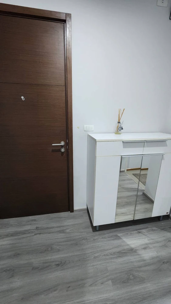 ให้เช่า Vertical Aree ใจกลางอารีย์ พื้นที่ใช้สอย พร้อมเฟอร์จัดเต็ม สนใจจองเลย