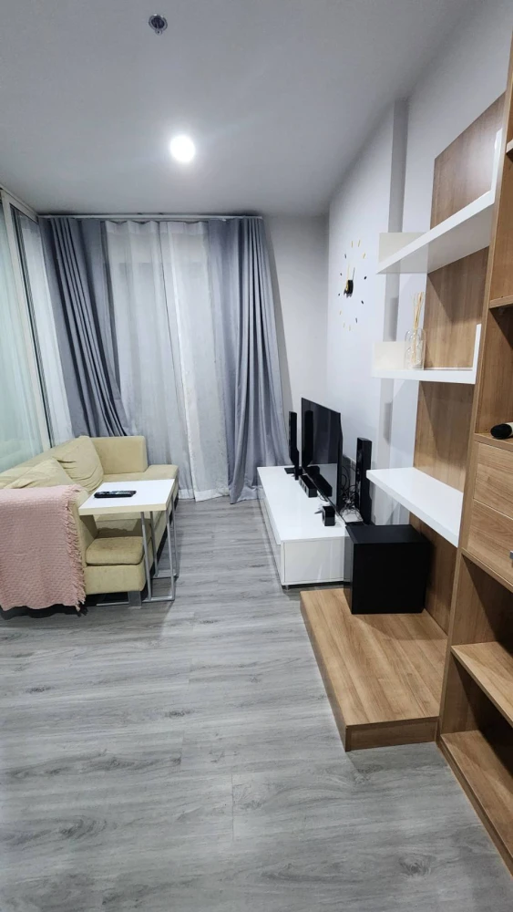 ให้เช่า Vertical Aree ใจกลางอารีย์ พื้นที่ใช้สอย พร้อมเฟอร์จัดเต็ม สนใจจองเลย