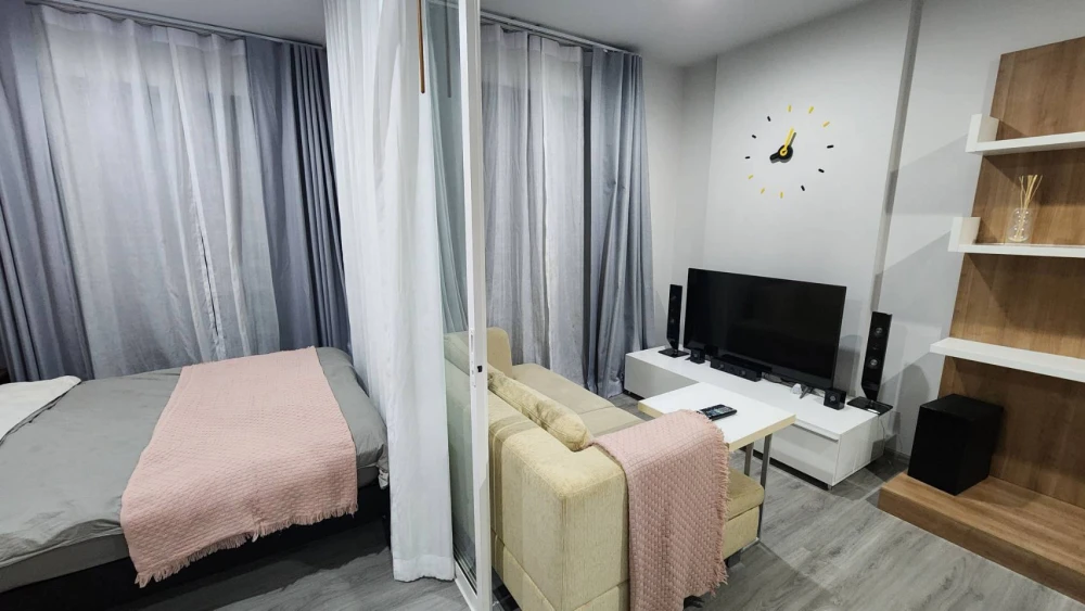 ให้เช่า Vertical Aree ใจกลางอารีย์ พื้นที่ใช้สอย พร้อมเฟอร์จัดเต็ม สนใจจองเลย