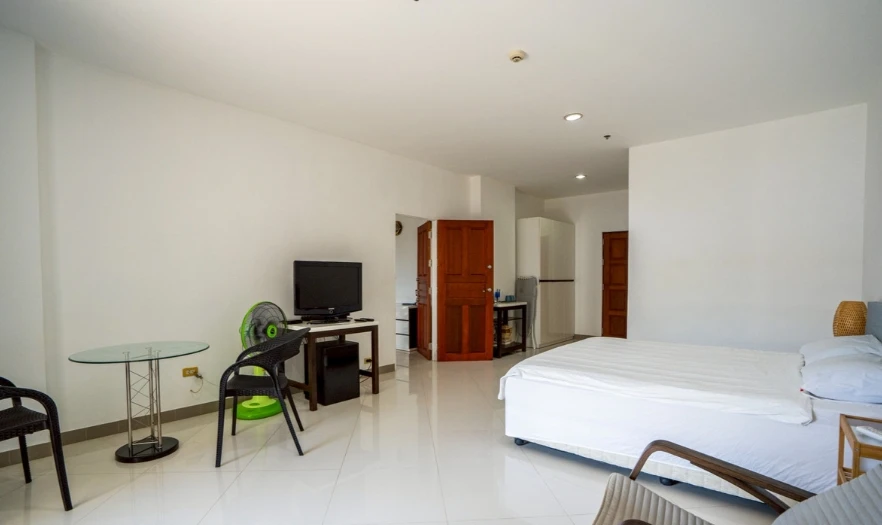 ให้เช่า View Talay Jomtien Condominium 2 ห้องนอน ชั้น 4 แต่งครบ น่าอยู่ จองเลย