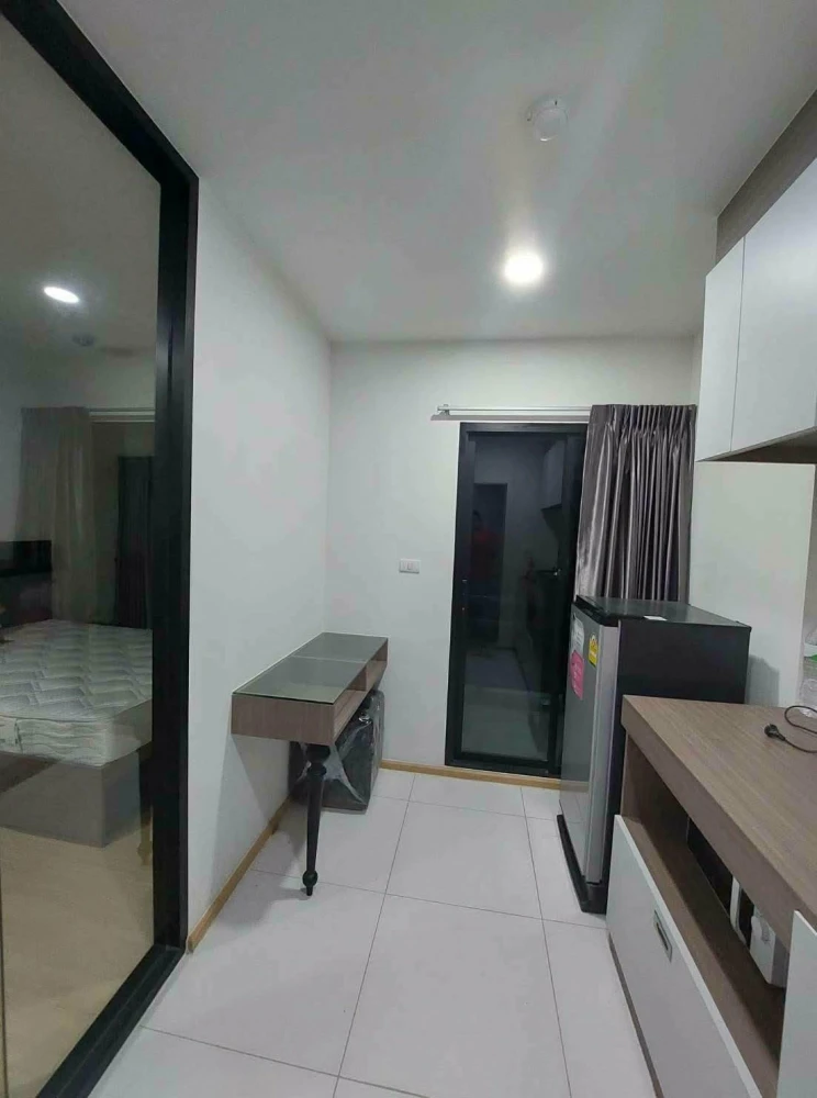 ให้เช่า VIIA 7 Bangna by Apasiri 1 ห้องนอน 1 ห้อวน้ำ เฟอร์นิเจอร์ครบครัน เห็นวิวสระว่ายน้ำ พลาดแล้วจะเสียใจ