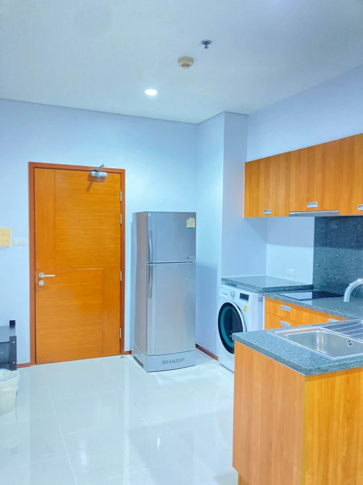 ให้เช่า Villa Sathorn 1 ห้องนอน 1 ห้องน้ำ พื้นที่ใช้สอยเยอะ มาพร้อมสิ่งอำนวยความสะดวกครบครัน จองเลยจ้า
