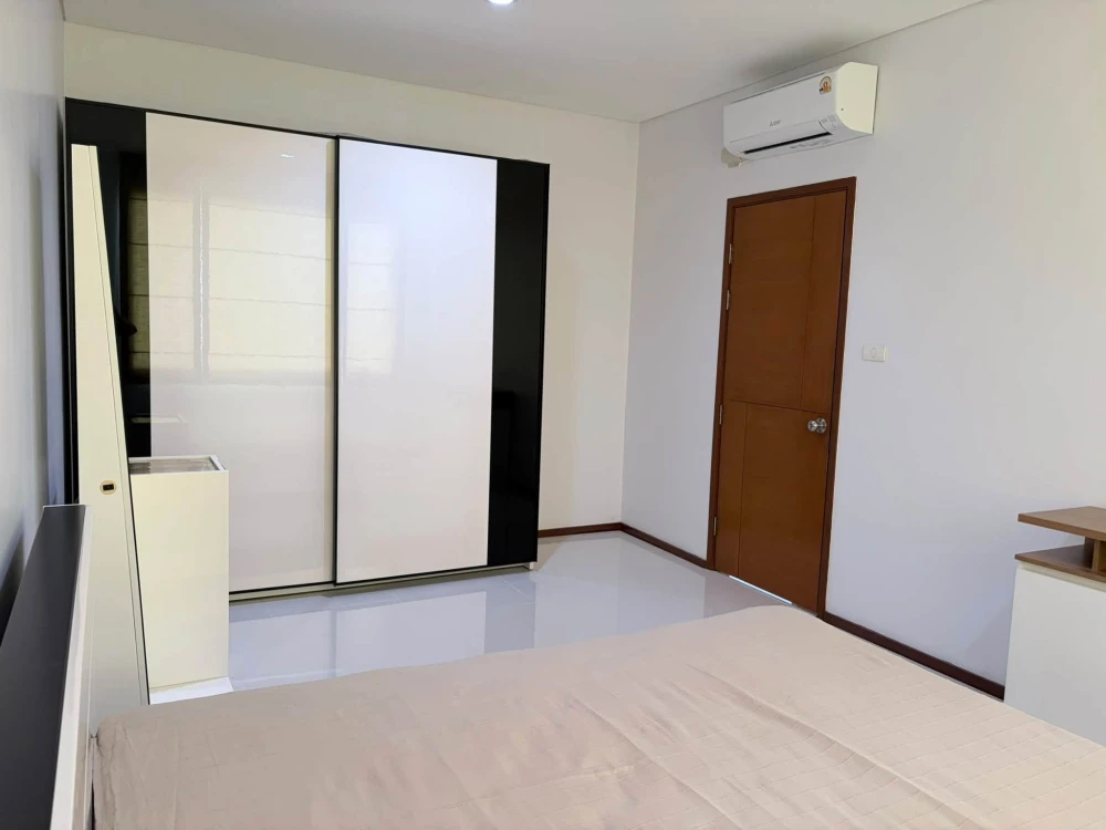 ให้เช่า Villa Sathorn 1 ห้องนอน 1 ห้องน้ำ พื้นที่ใช้สอยเยอะ มาพร้อมสิ่งอำนวยความสะดวกครบครัน จองเลยจ้า