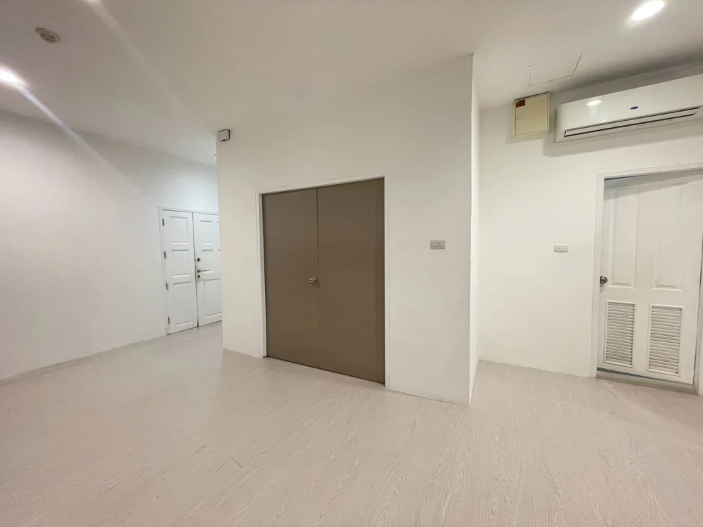 ให้เช่า Waterford Park Sukhumvit 53 ห้องกว้างขวาง สะอาด โปร่งโล่ง น่าอยู่มากๆ สนใจจองเลย