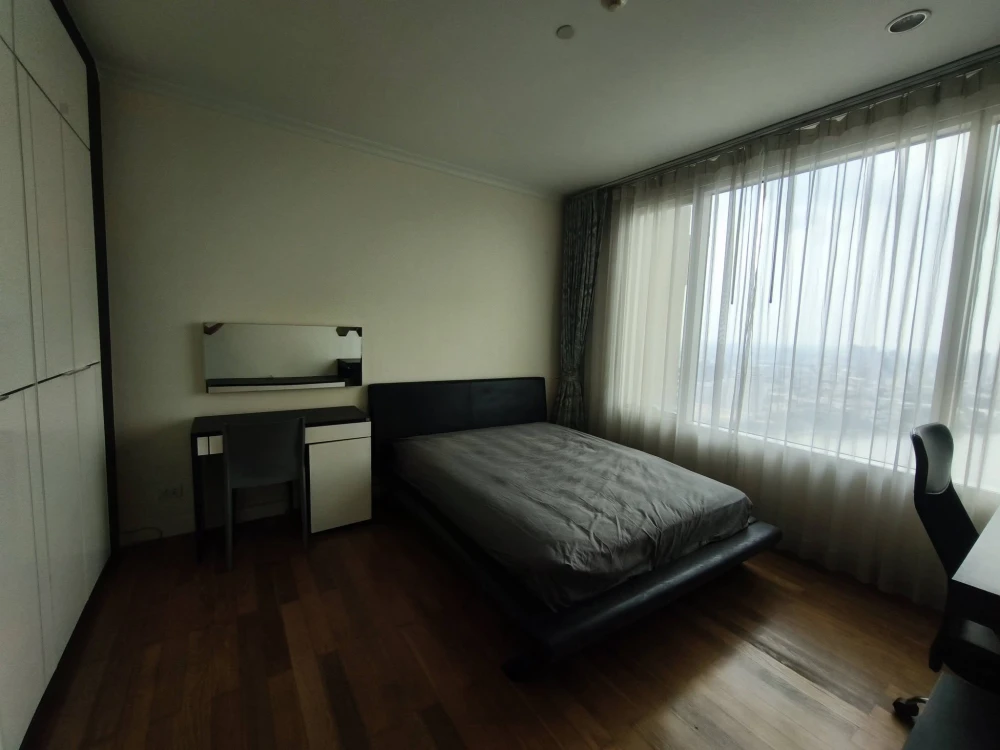 ให้เช่า Watermark Chaophraya River ห้องชั้นสูง กว้างขวางอยู่สบาย สิ่งอำนวยความสะดวกครบครัน จองเลย