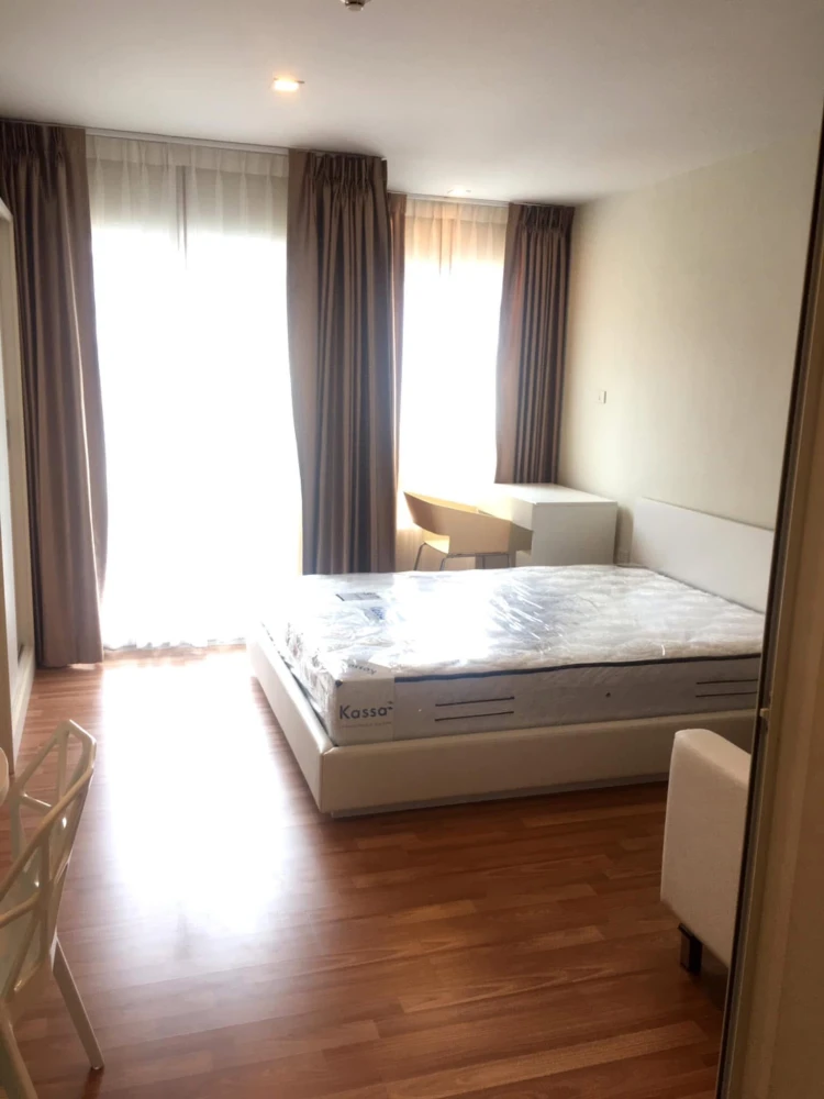 ให้เช่า WE Condo ชั้น 2 รวมเฟอร์ฯและเครื่องใช้ไฟฟ้าครบเซต หิ้วกระเป๋าเข้าอยู่ได้เลย