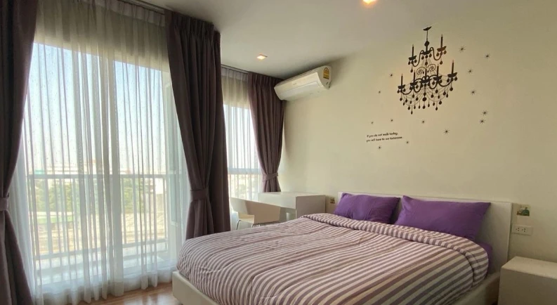 WE Condo for rent, 8th floor. Nice, fully furnished. Book now! Don't miss out! Hurry!