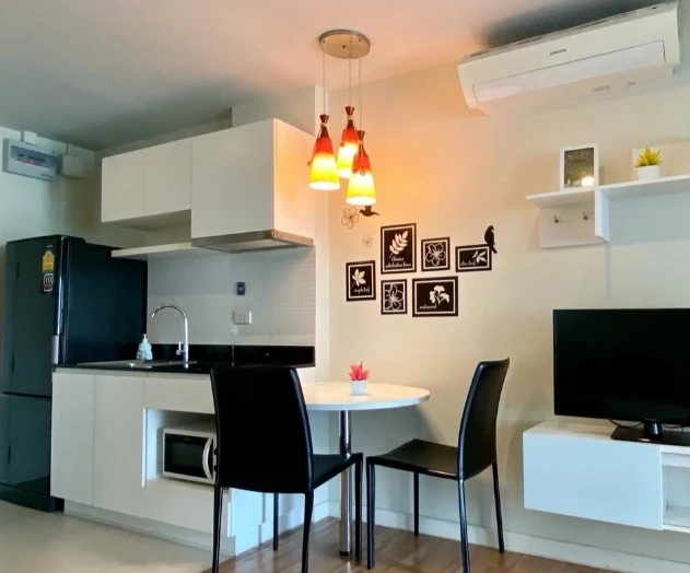 ให้เช่า WE Condo ชั้น 8 ห้องน่าอยู่ แต่งครบ จองเลย ห้ามพลาด ด่วนๆจ้า