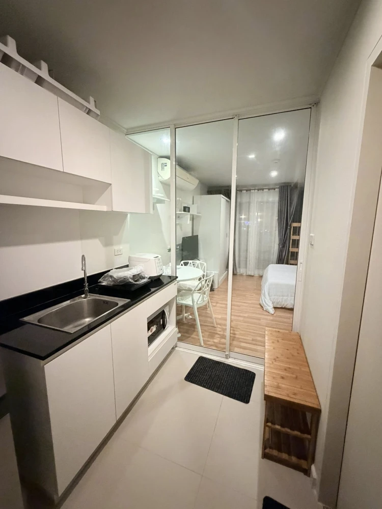 ให้เช่า WE Condo ห้องพร้อมอยู่ เฟอร์พร้อม จองเลย