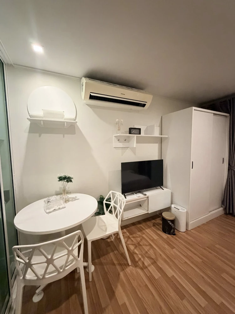 ให้เช่า WE Condo ห้องพร้อมอยู่ เฟอร์พร้อม จองเลย