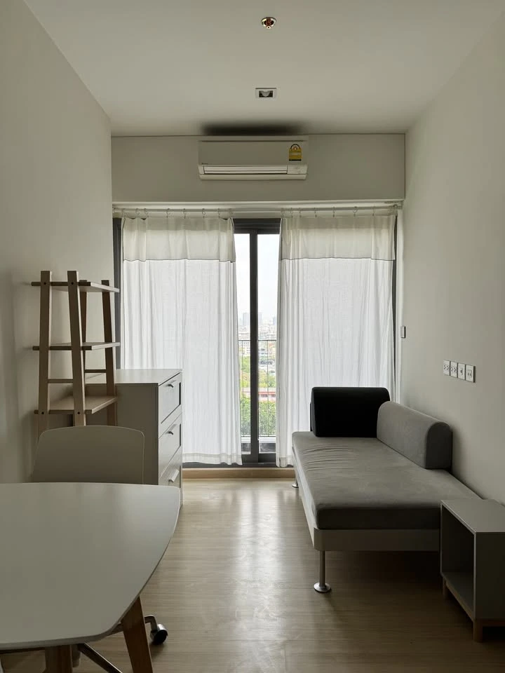ให้เช่า Whizdom Connect Sukhumvit ชั้น 12 facilities ครบเซต มาแต่ตัวเข้าอยู่ได้เลย