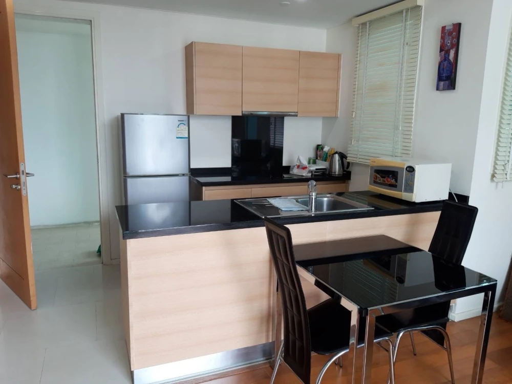 ให้เช่า Wind Sukhumvit 23 ชั้น 18 ห้องมุม วิวดี แต่งครบ จองเลย อย่ารอช้า