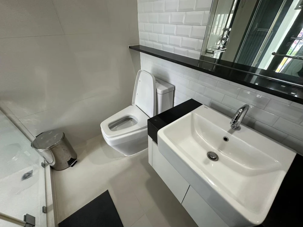 ให้เช่า Wish Signature Midtown Siam ตกแต่งพร้อมอยู่ บิ้วอินสุดเก๋ ราคาดีมากๆ จองเลยจ้า