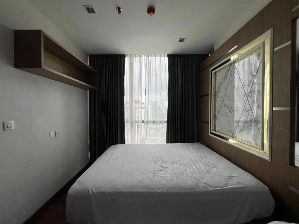 ให้เช่า Wish Signature Midtown Siam ห้องพร้อมอยู่ เฟอร์พร้อม บิ้วอินภายในอย่างดี รีบจองเลยก่อนพลาด!!!