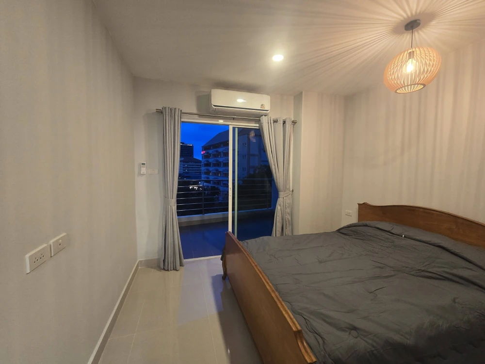 ให้เช่า Wongamat Privacy ห้องใหญ่มากๆ บรรยากาศ เงียบสงบ เหมาะกับการพักผ่อนสุด รีบจองเลย