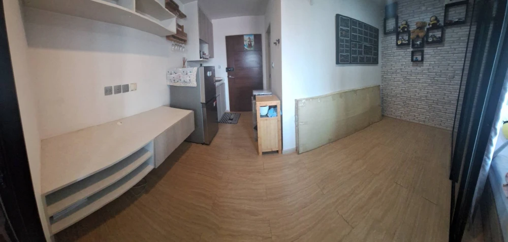 ให้เช่า Wynn Condo Phaholyothin 52 ห้องชั้น 5 ติดวอลเปปเปอร์อย่างดี เฟอร์นิเจอร์ครบครัน จองด่วน