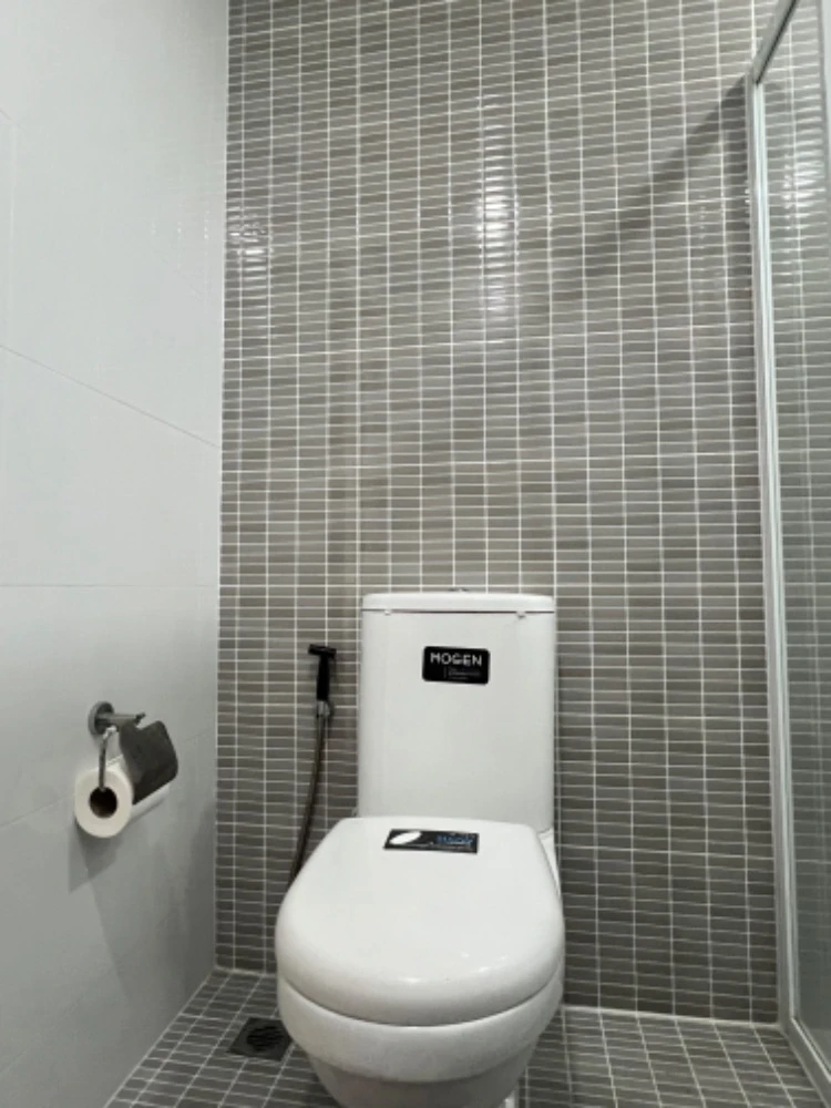 ให้เช่า Wynn Condo Phaholyothin 52 1 ห้องนอน ชั้น 4 ติดวอลเปเปอร์อย่งดี เฟอร์ครบ หิ้วกระเป๋าเข้าอยู่ได้เลยจ้า