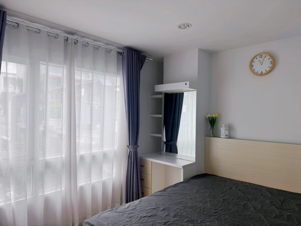 ให้เช่า  You 2 Condo ห้องริมหน้าต่าง ชั้น 2 ตึก B (เงียบสงบ) สนใจจองเลยจ้า