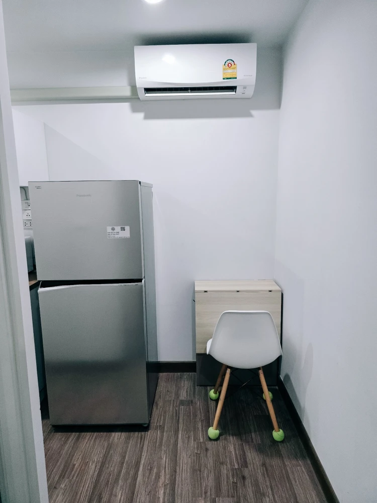 ให้เช่า You 3 Condo ชั้น 3 อาคาร B ห้องเย็นตลอดทั้งวันแน่นอน โดดแดดไม่มาก เฟอร์นิเจอร์ครบชุด ย้ายกระเป๋าเข้าอยู่ได้เลย