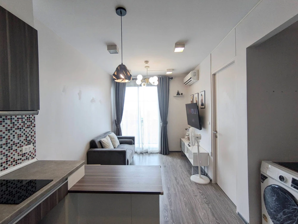 ให้เช่า Zelle รัตนาธิเบศร์ พร้อมเข้าอยู่ เฟอร์ครบๆๆๆ เหมาะสำหรับอยู่คนเดียว หรือเป็นคู่ ห้ามพลาด