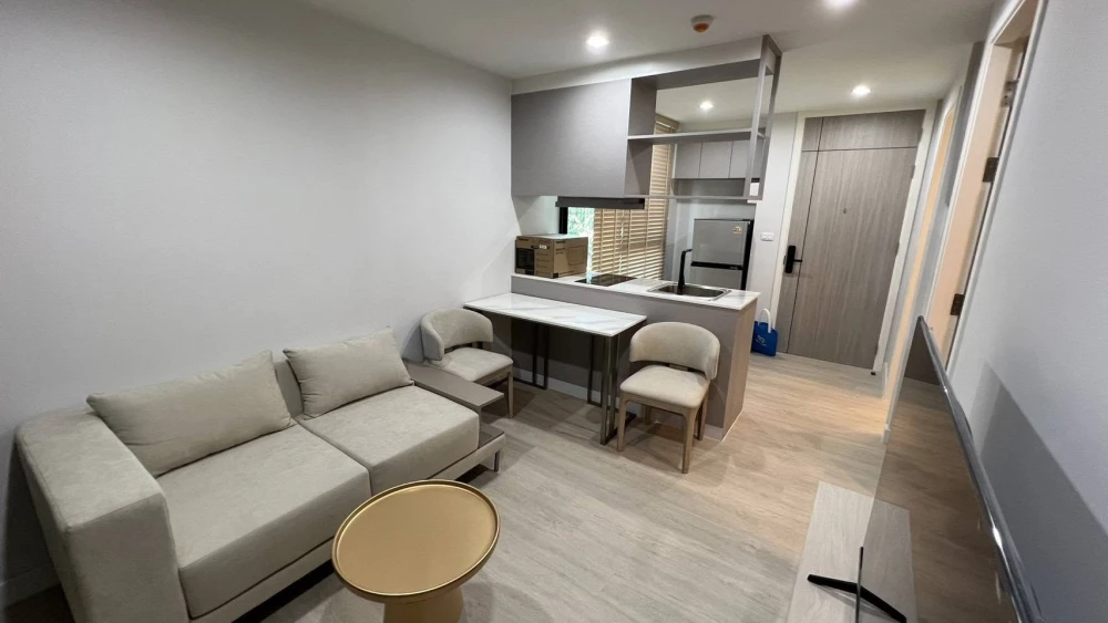 ให้เช่า Zelle Plus Sathorn-Ratchaphruek ห้องชั้น 3 พื้นที่ใช้สอยเยอะ ตกแต่งครบ จองเลย