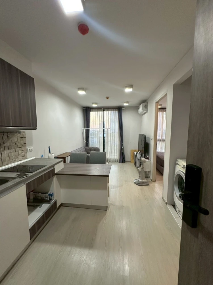 ให้เช่า Zelle Rattanathibet ห้องพร้อมอยู่ ราคาสบายกระเป๋า เฟอร์พร้อม จองเลย