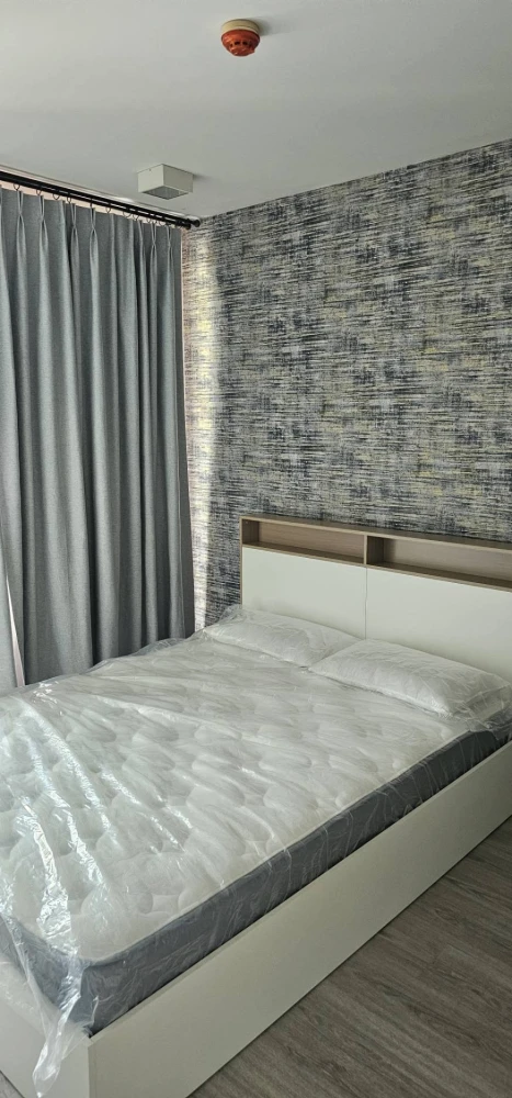 For rent: Zelle Rattanathibet, 1 bedroom, 1 bathroom. High-quality wallpaper and fully furnished. Book now!