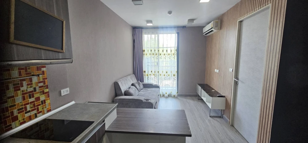 ให้เช่า Zelle Rattanathibet 1 ห้องนอน 1 ห้องน้ำ ติดวอลเปเปอร์อย่างดี เฟอร์ครบครัน จองด่วนๆ