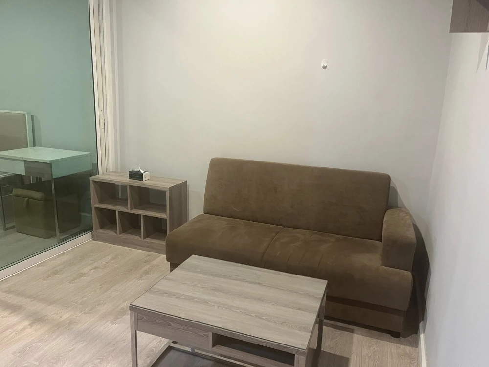 ให้เช่า Zelle Salaya Condo ห้องพร้อมอยู่ เฟอร์พร้อม กว้างขวาง จองเลย